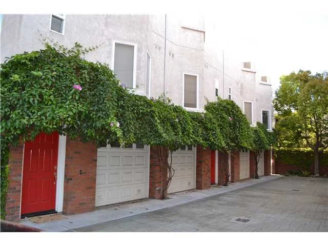 547 Juniper Street, San Diego, CA 92101