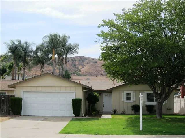 10074 Pebble Beach Drive, Santee, CA 92071
