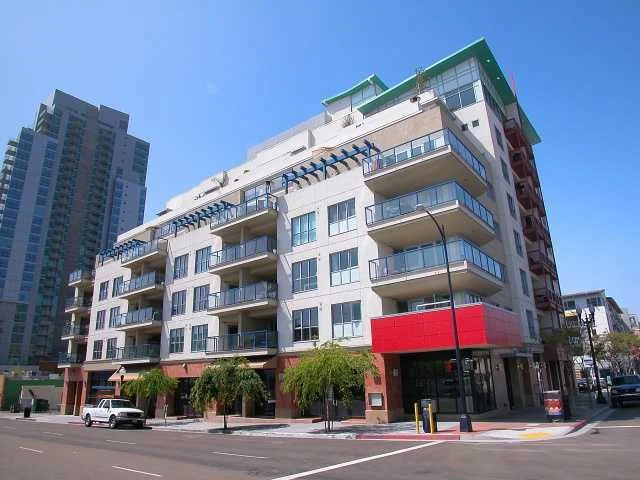 875 G Street #310, San Diego, CA 92101