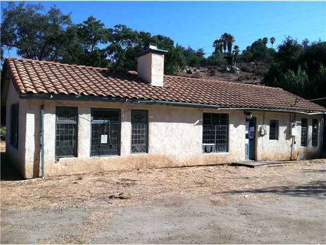 865 Glen Oaks Drive, Alpine, CA 91901