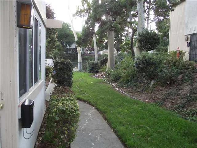 7884 Camino Jonata, San Diego, CA 92122