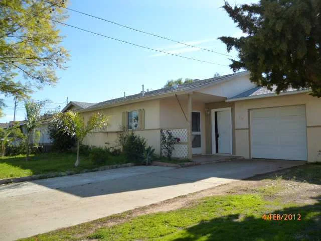 619 Camellia Street, Escondido, CA 92027
