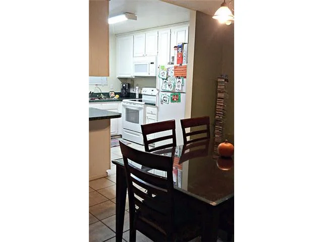 2566 White Oak Place #1, Escondido, CA 92027