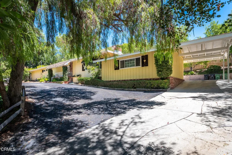 10054 Sunland Boulevard, Shadow Hills, CA 91040