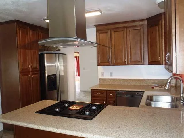 8894 Leigh Avenue, Spring Valley, CA 91977