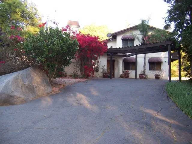 10344 Burned Oak Lane, Escondido, CA 92026