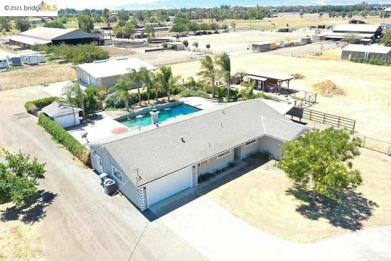 2951 Mountain View Dr, Brentwood, CA 94513
