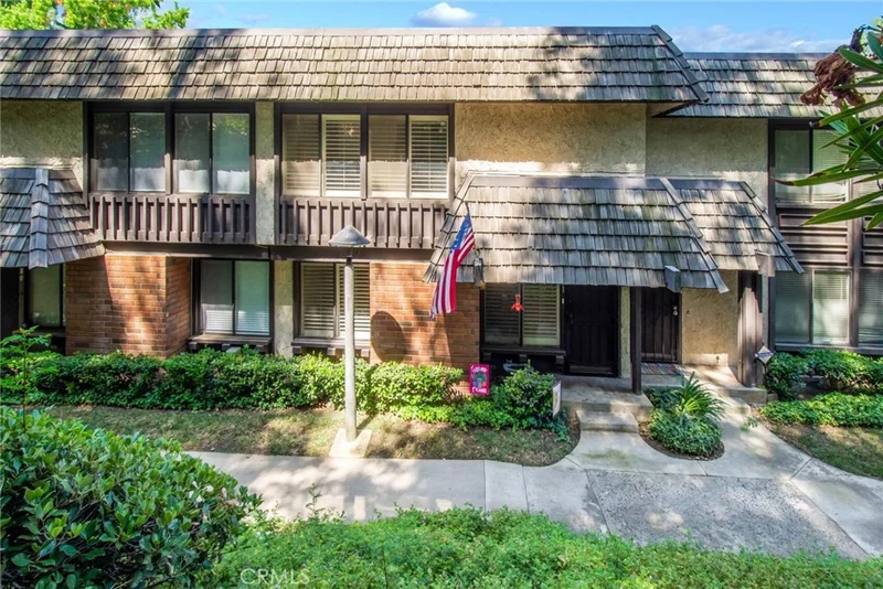 781 Teakwood, San Dimas, CA 91773