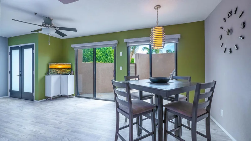 426 Village, Palm Springs, CA 92262