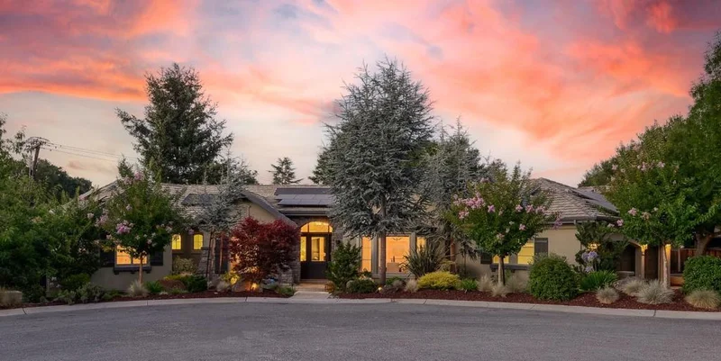 780 Dixon, Los Altos, CA 94022