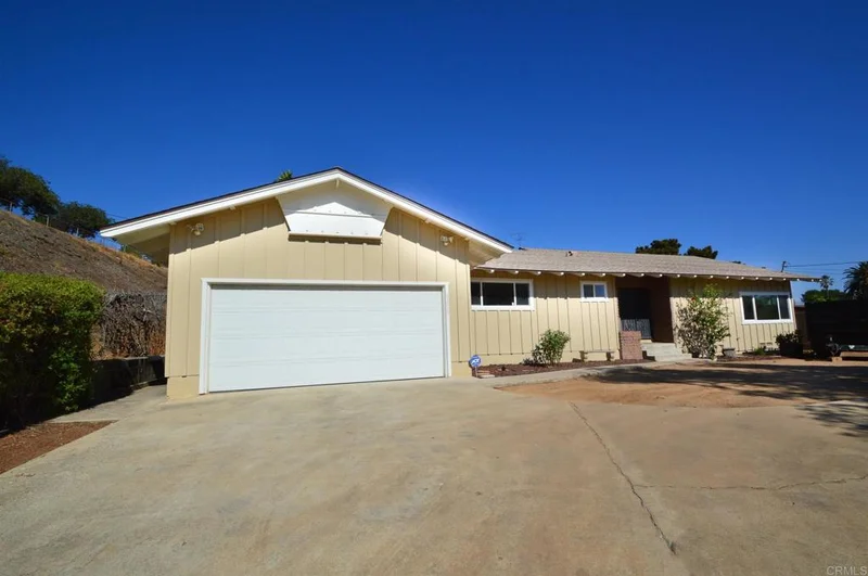 8455 Pueblo, Lakeside, CA 92040