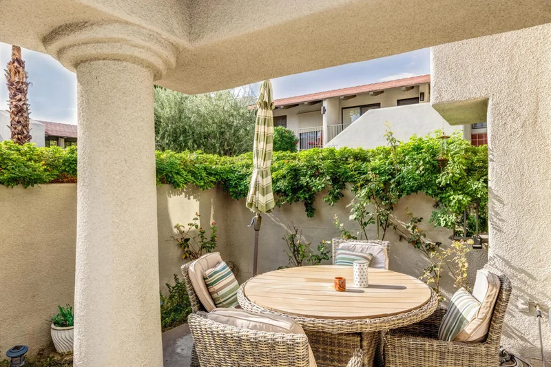 1150 Amado #16A1, Palm Springs, CA 92262