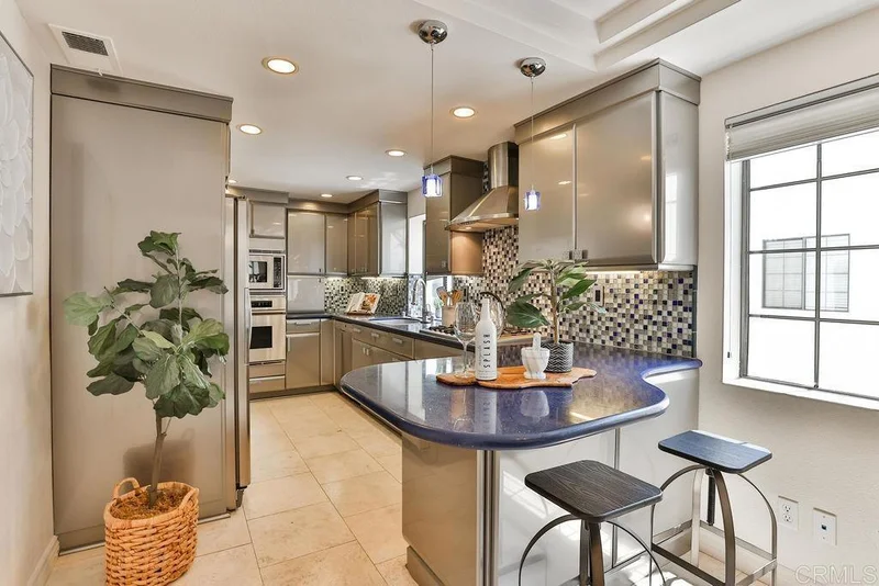 3009 Union St. #12, San Diego, CA 92103