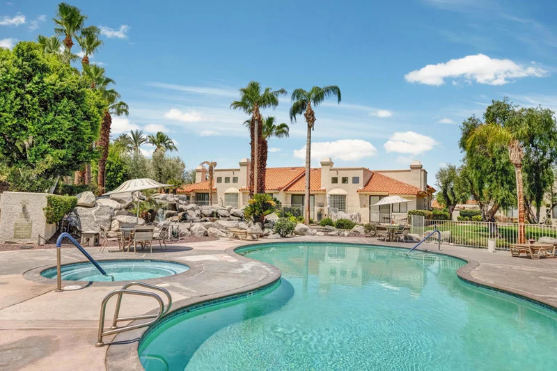 100 Brandigo, Palm Desert, CA 92211