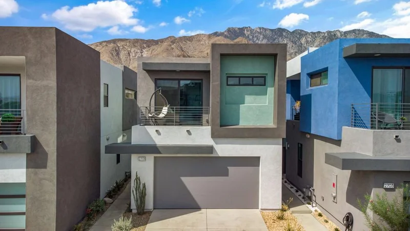 2701 Majestic, Palm Springs, CA 92262
