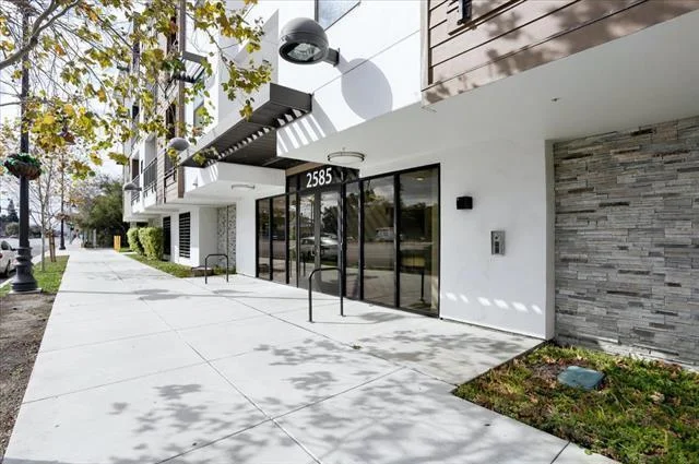 2585 El Camino Real #211, Santa Clara, CA 95051