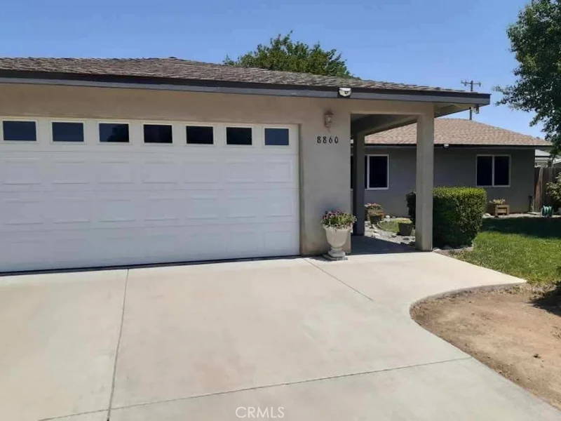 8860 Oak, San Miguel, CA 93451