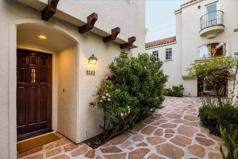 1249 Alma, Palo Alto, CA 94301