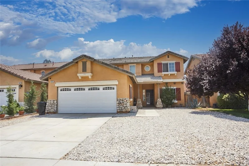 12415 Firefly, Victorville, CA 92392