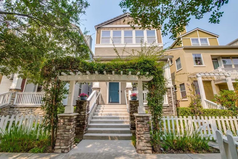 11512 Murano, Cupertino, CA 95014
