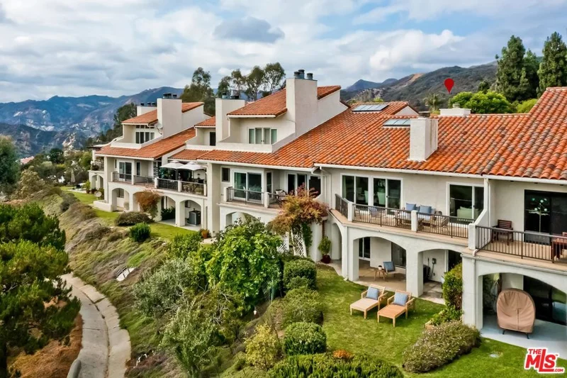 1908 Palisades, Pacific Palisades, CA 90272