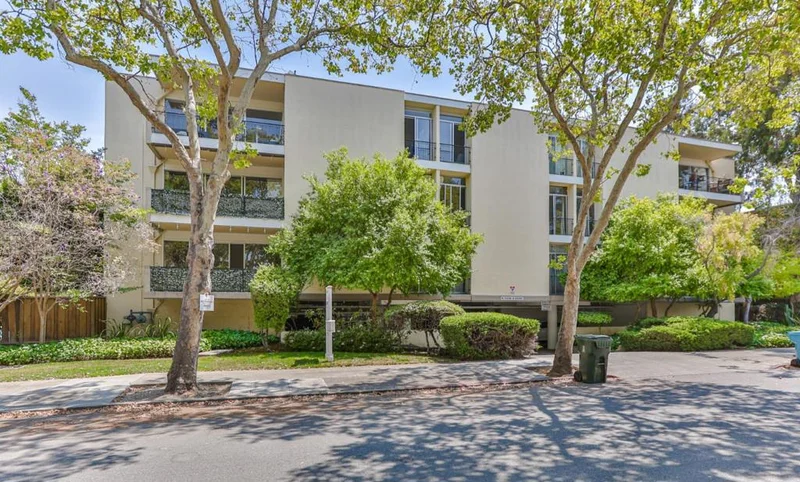 455 Grant #15, Palo Alto, CA 94306