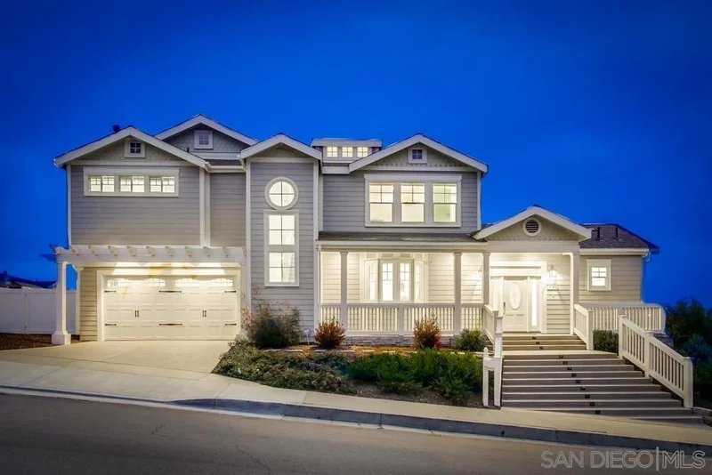 1151 Willow St, Point Loma, CA 92106