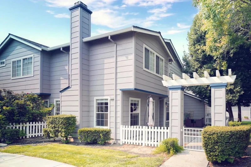1030 Beaconfield, Tracy, CA 95376