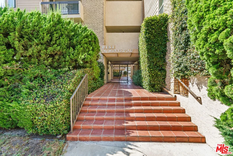 6151 Canterbury #105, Culver City, CA 90230