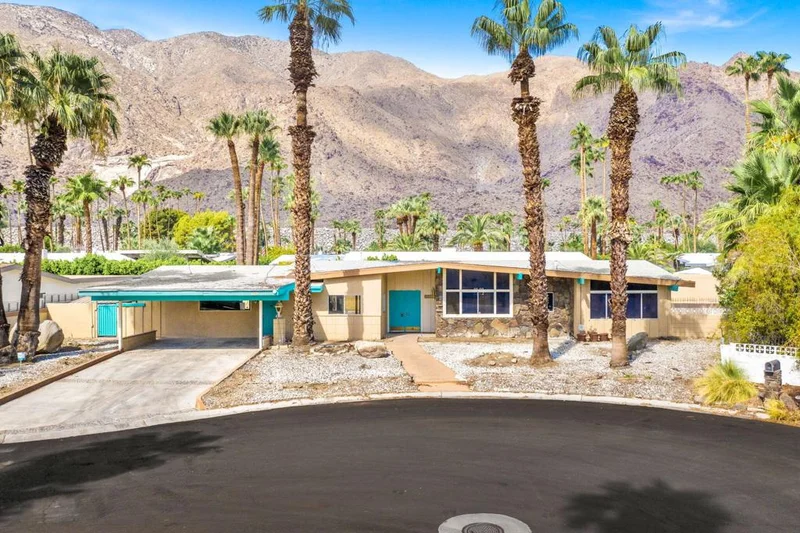865 Topaz, Palm Springs, CA 92262