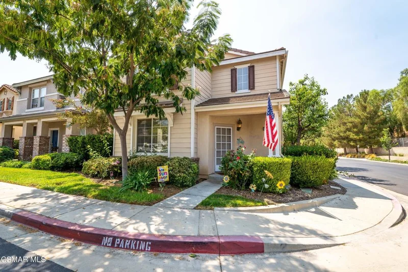 2565 Cloverleaf, Simi Valley, CA 93063