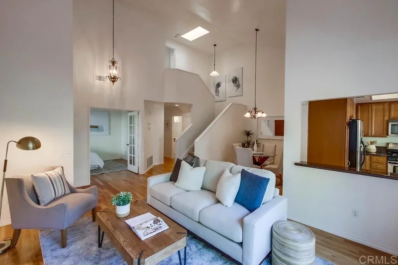 8652 Rideabout, San Diego, CA 92129