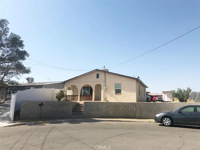 1020 Manzanita, Barstow, CA 92311