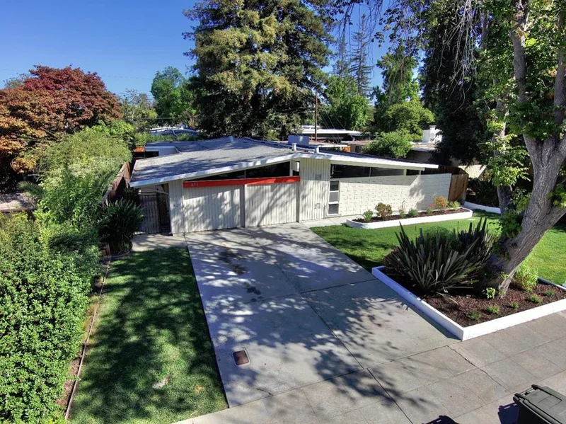 411 Creekside, Palo Alto, CA 94306