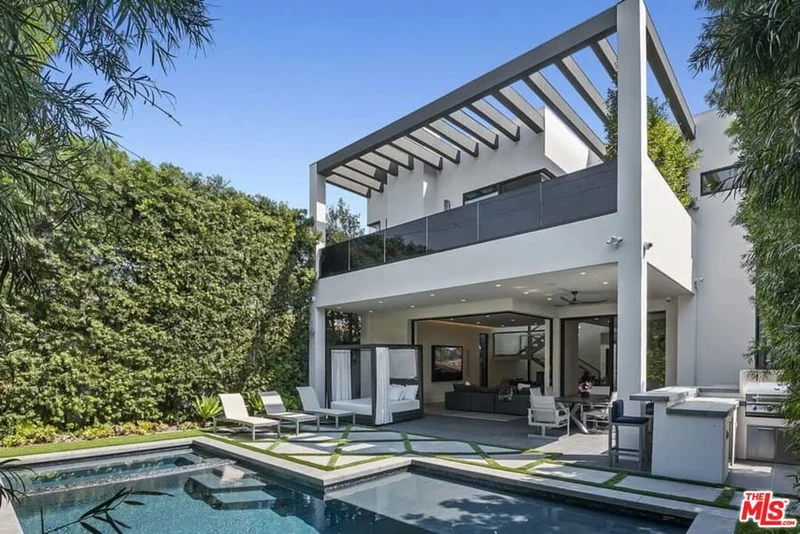 631 Martel, Los Angeles, CA 90036