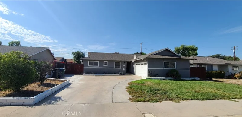 914 Thomas, Redlands, CA 92374