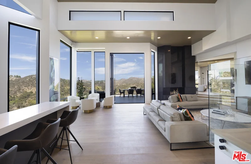 1852 Bel Air Road, Los Angeles, CA 90077