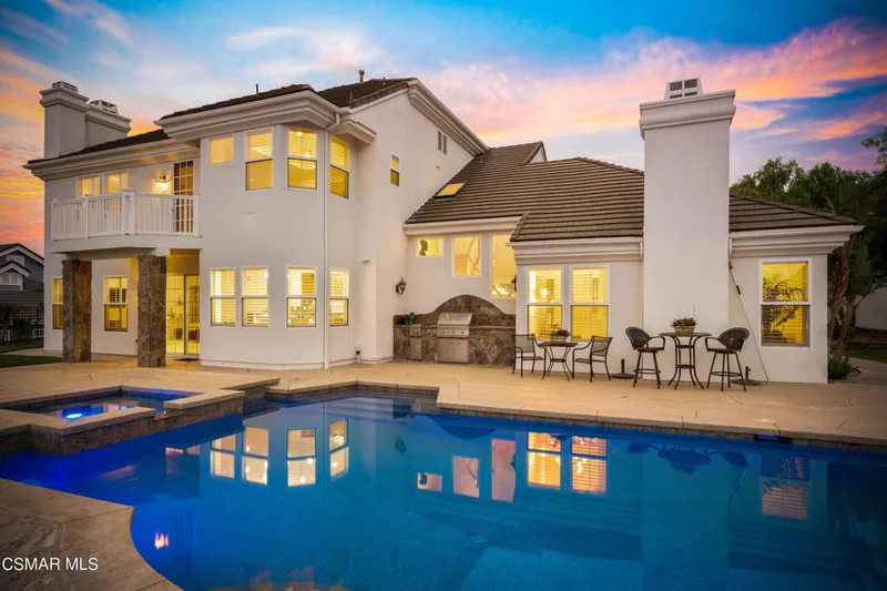 90 Valley Vista, Camarillo, CA 93010