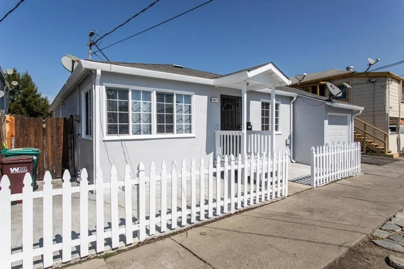 1011 85th, Oakland, CA 94621