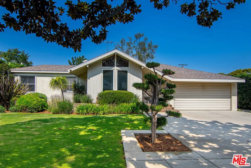 11417 Kingsland, Los Angeles, CA 90066