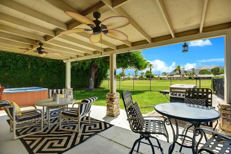 77205 Michigan, Palm Desert, CA 92211