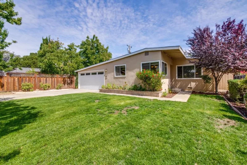 5074 Elester, San Jose, CA 95124