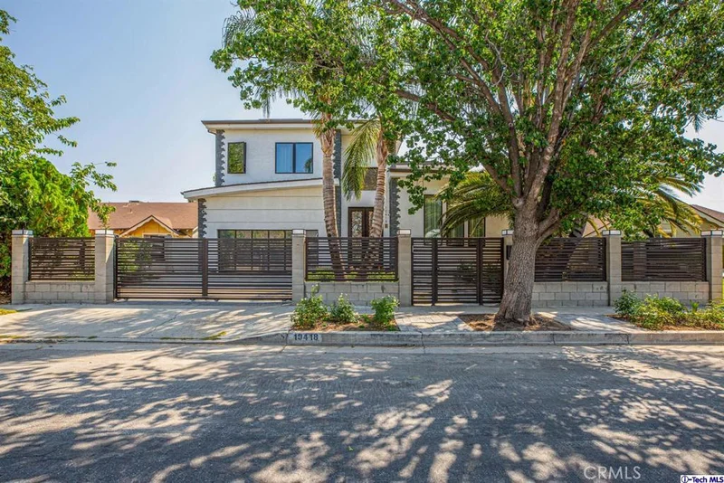 10418 Rubio Ave, Granada Hills, CA 91344