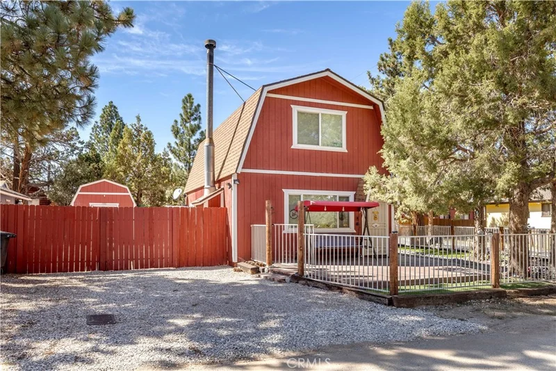 905 Pine, Big Bear, CA 92314