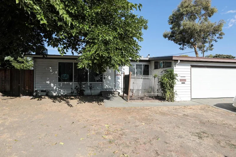 10281 Stonehedge, San Jose, CA 95127