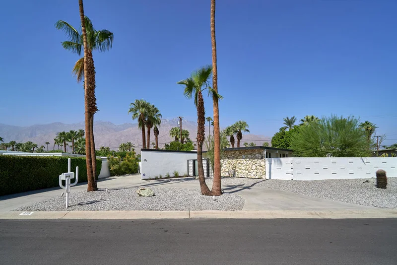275 Michelle, Palm Springs, CA 92262