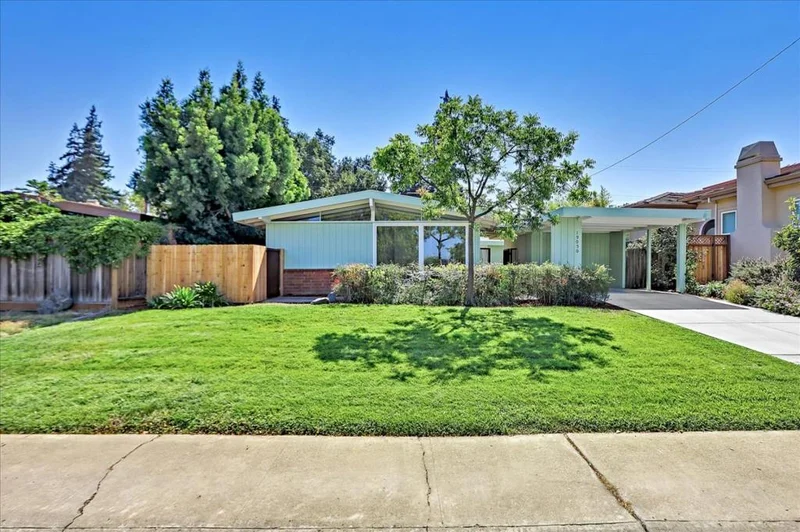 19050 Meiggs, Cupertino, CA 95014