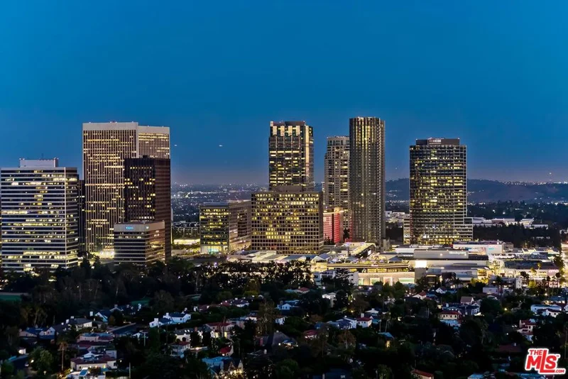 10380 Wilshire #2004, Los Angeles, CA 90024