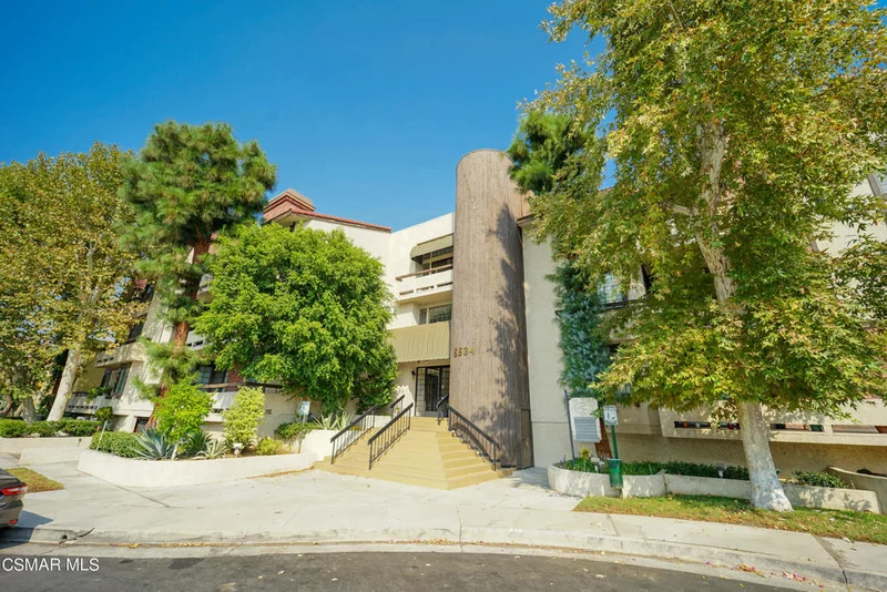 5534 Encino #104, Encino, CA 91316