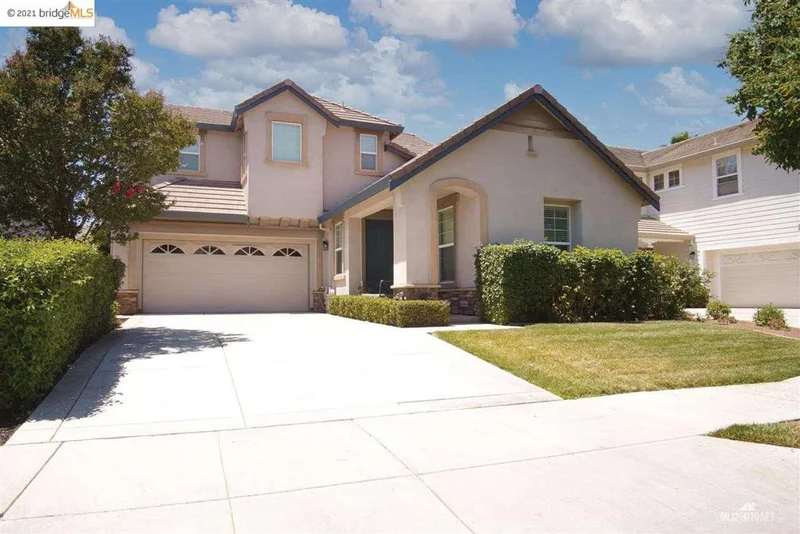 861 Larkspur Ln, Brentwood, CA 94513